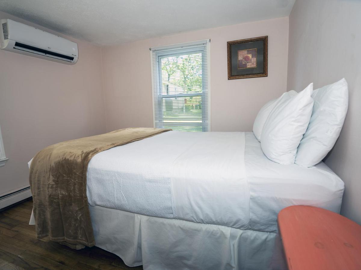 Hamptons Vacation Inn Hampton Bays Extérieur photo
